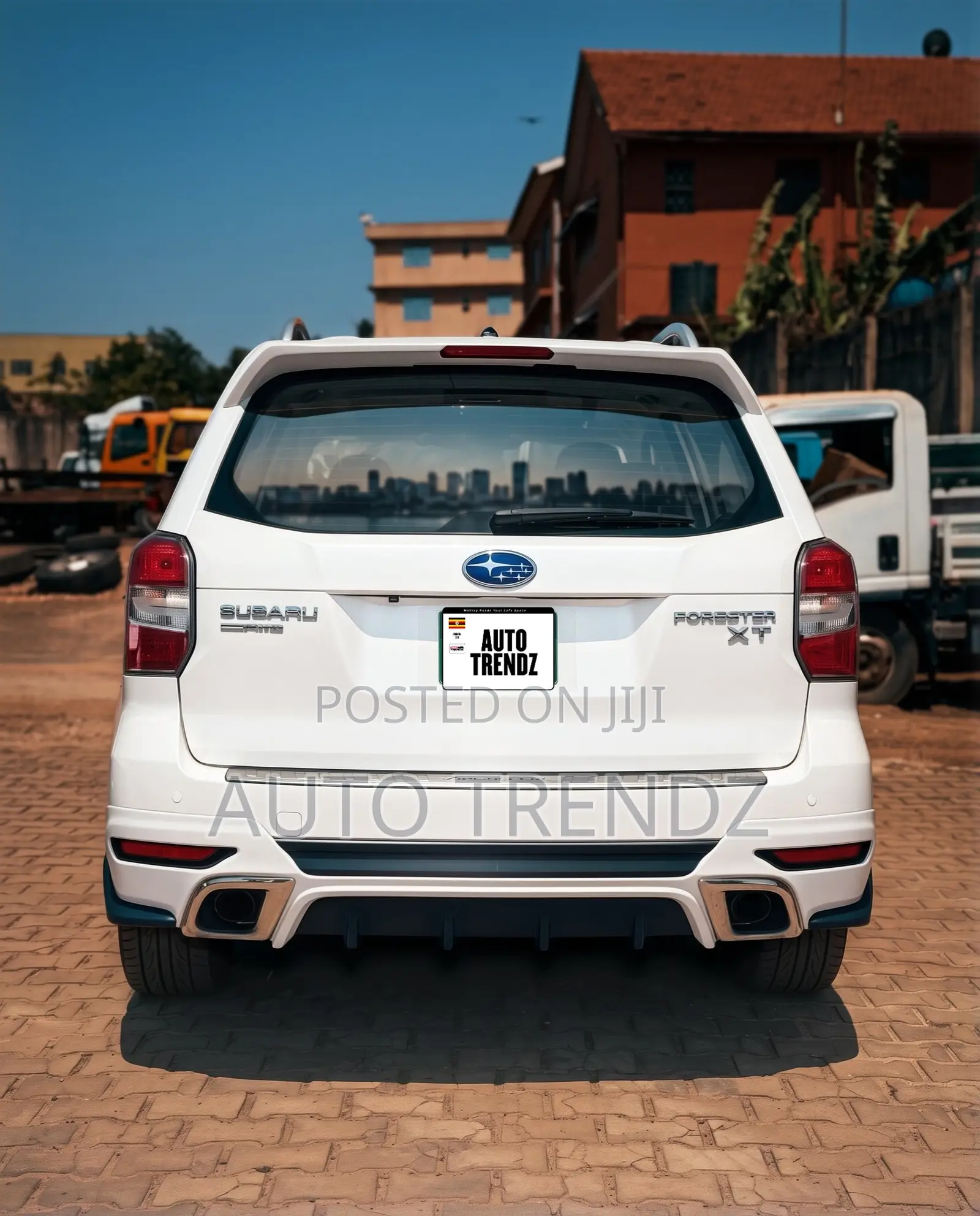 Subaru Forester 2.0XT Touring 4dr SUV AWD (2.0L 4cyl Turbo CVT) 2014 White