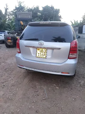 Toyota Wish 2004 White