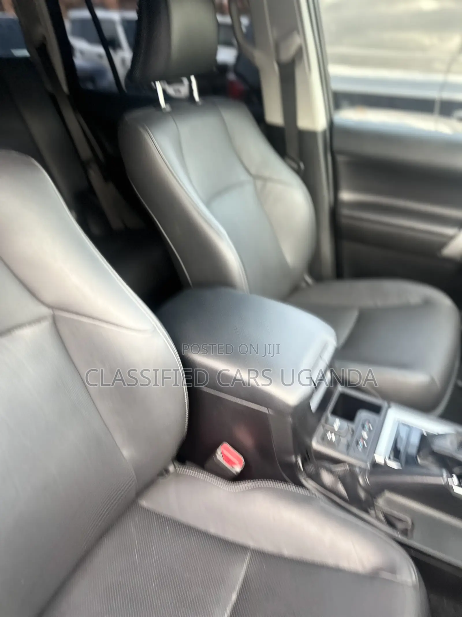 Toyota Land Cruiser Prado 2.8 2020 White