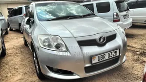 Toyota Auris 2009 Silver