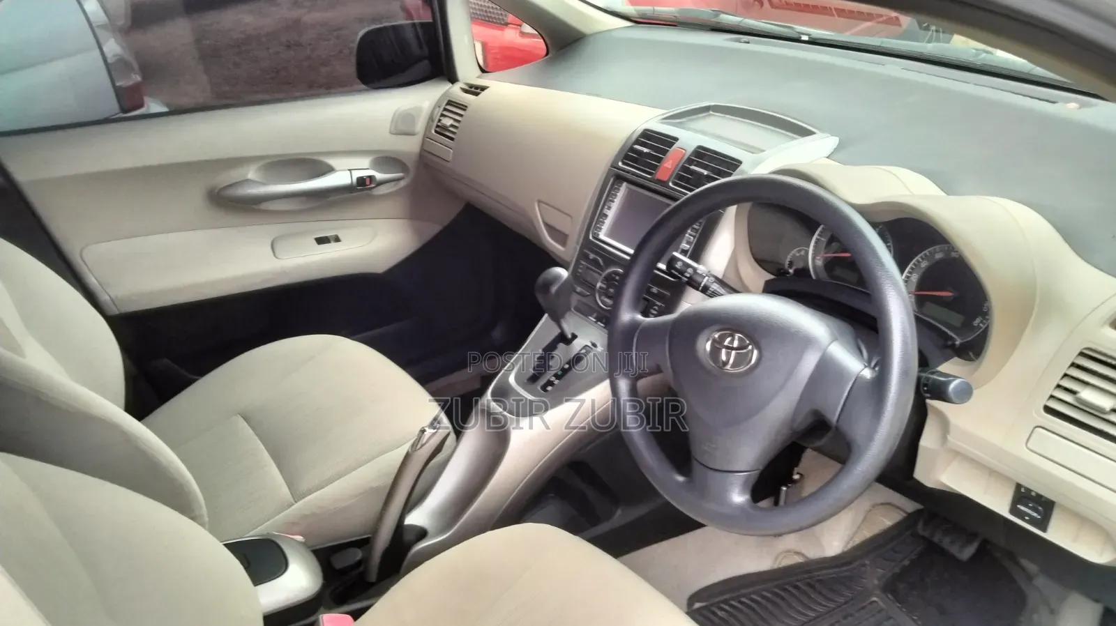 Toyota Auris 2009 Silver