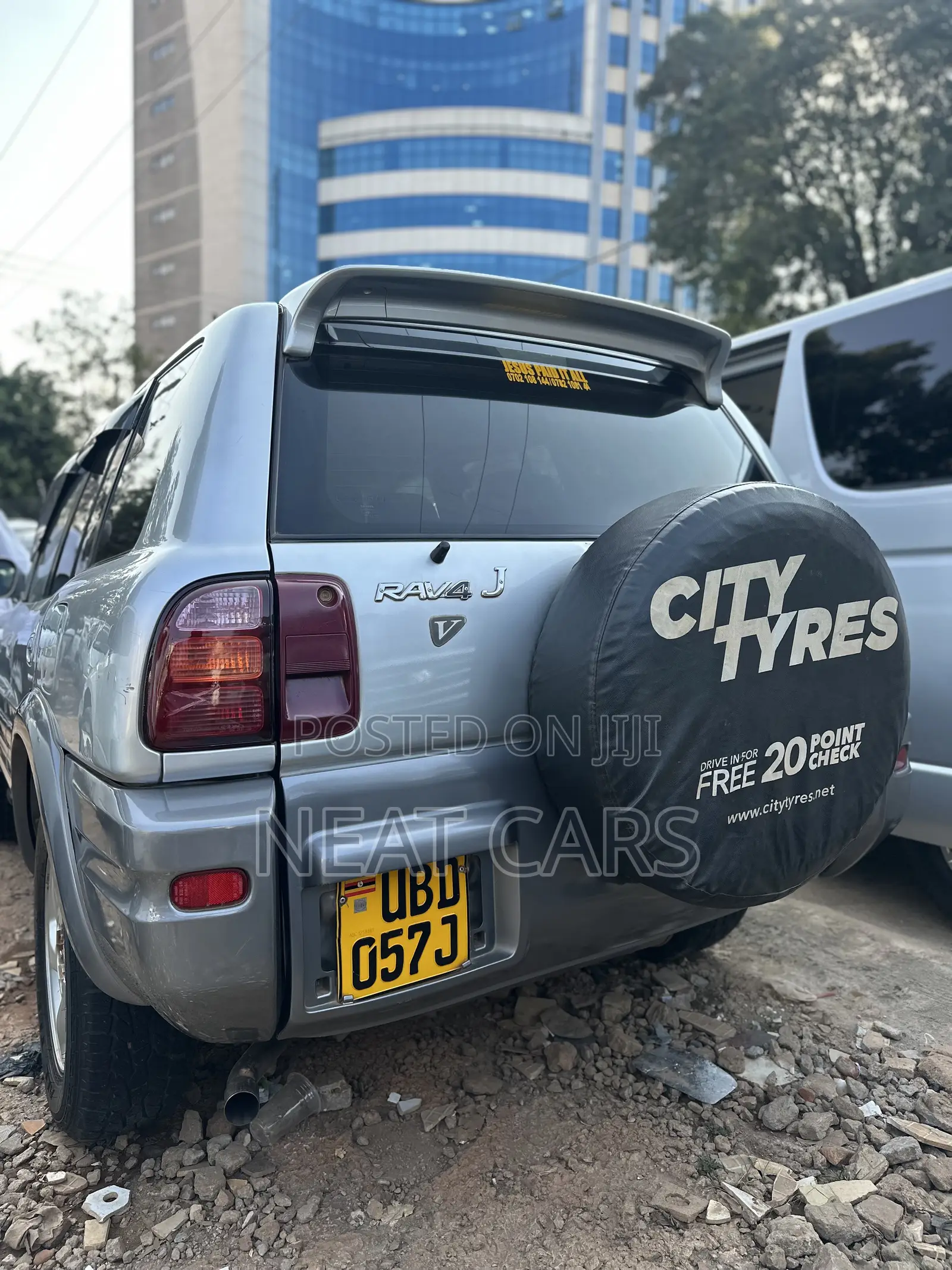Toyota RAV4 1999 Silver