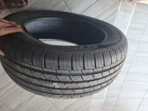 235/55r18 Tubeless M+S Tyres .