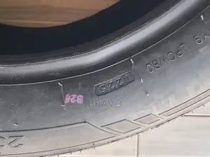 235/55r18 Tubeless M+S Tyres .