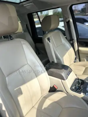 Land Rover Discovery 2016 Black