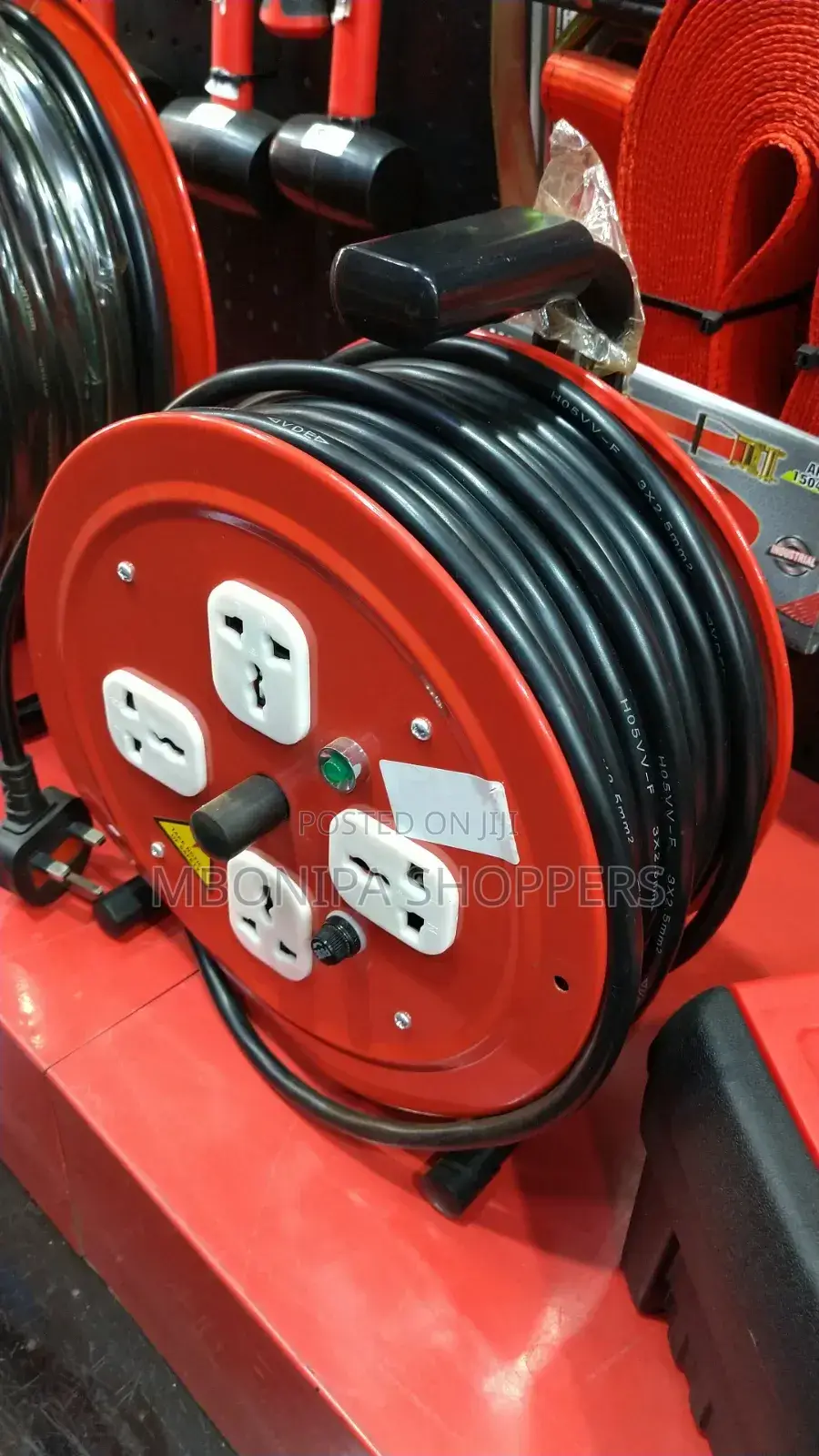 25M Heavy Duty Extension Cable Reel 4 Socket With Overheat Protection