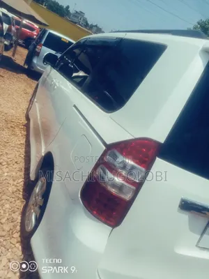 Toyota Noah 2010 White