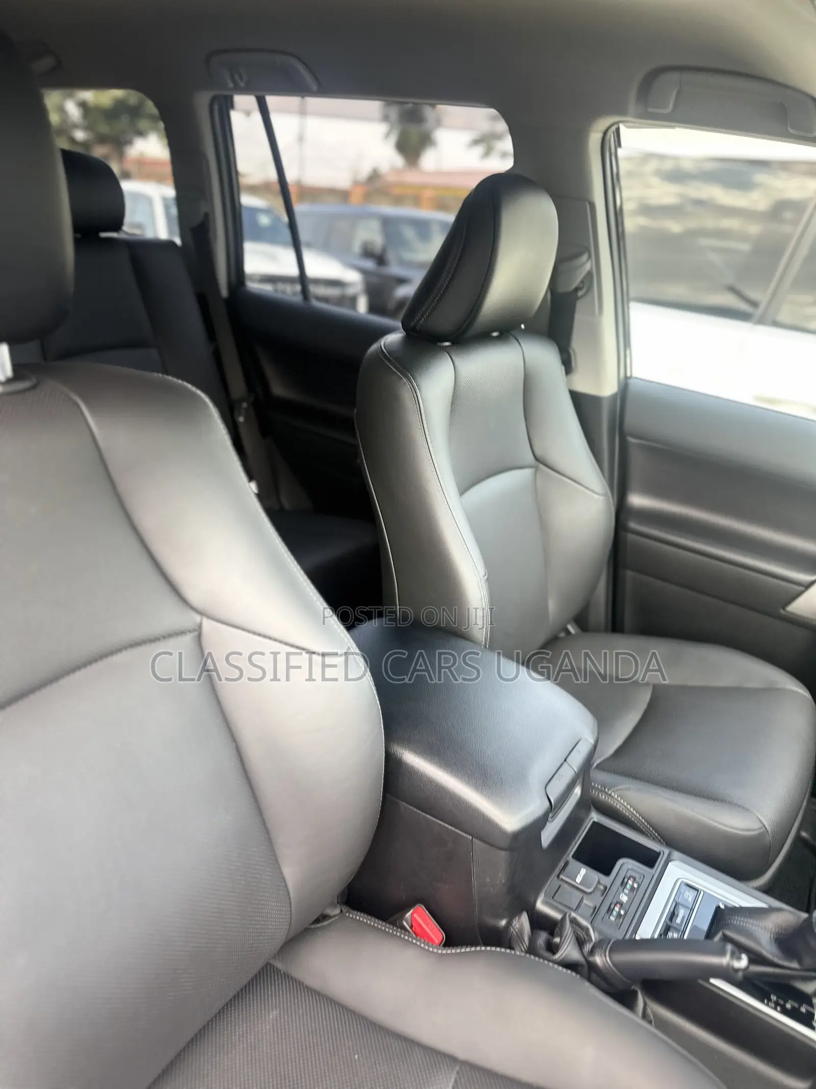 Toyota Land Cruiser Prado 2.8 2020 Black