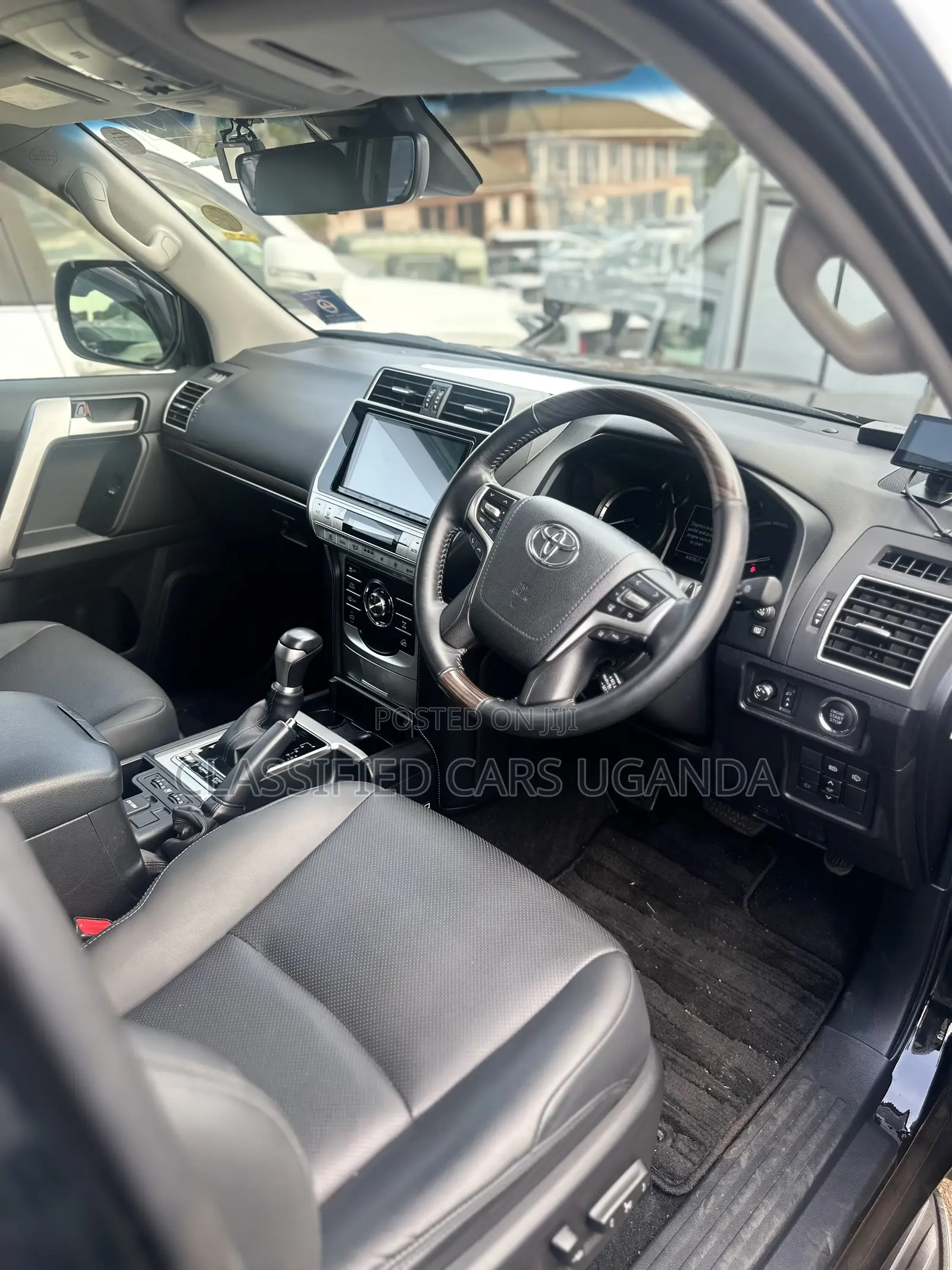 Toyota Land Cruiser Prado 2.8 2020 Black
