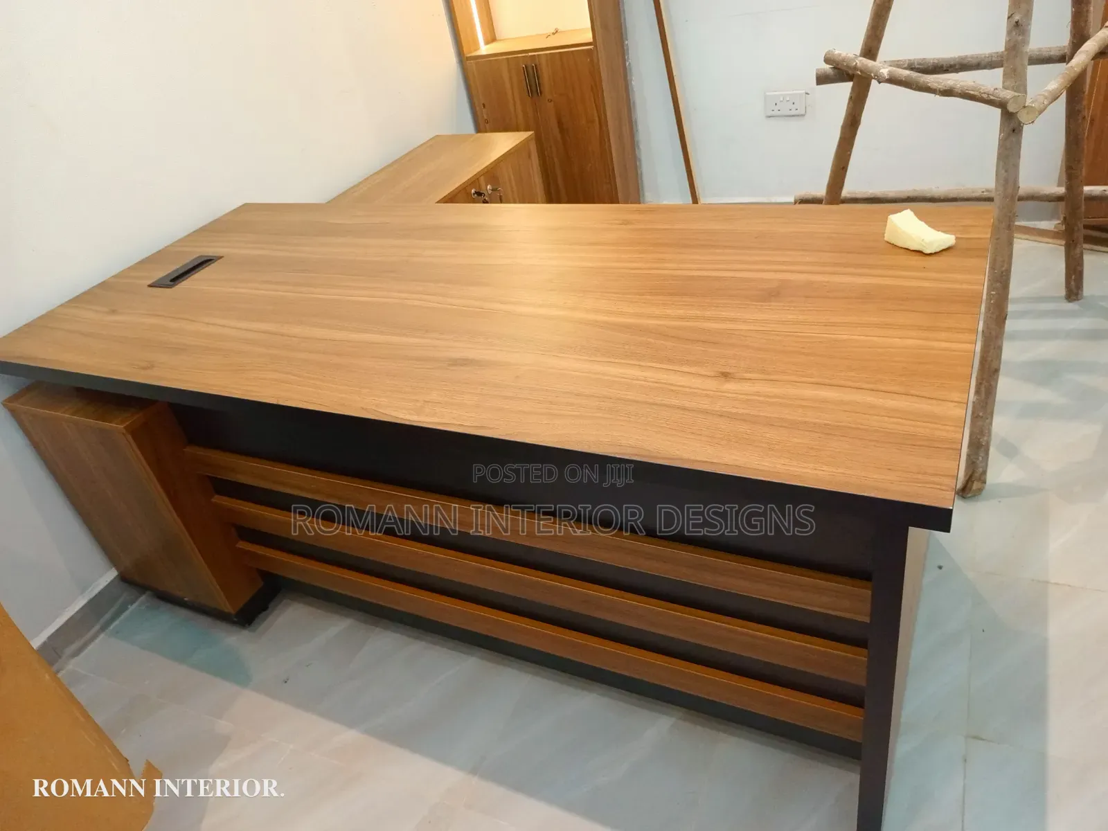 Reception Desk