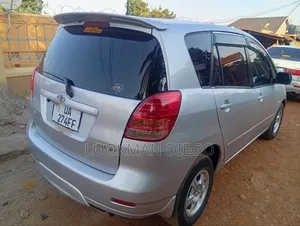 Toyota Corolla Spacio 2006 Silver