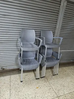Silver Legs Plastic Chairs Plastic Chairs