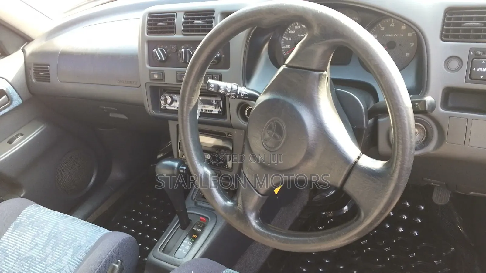 Toyota RAV4 1999 Blue