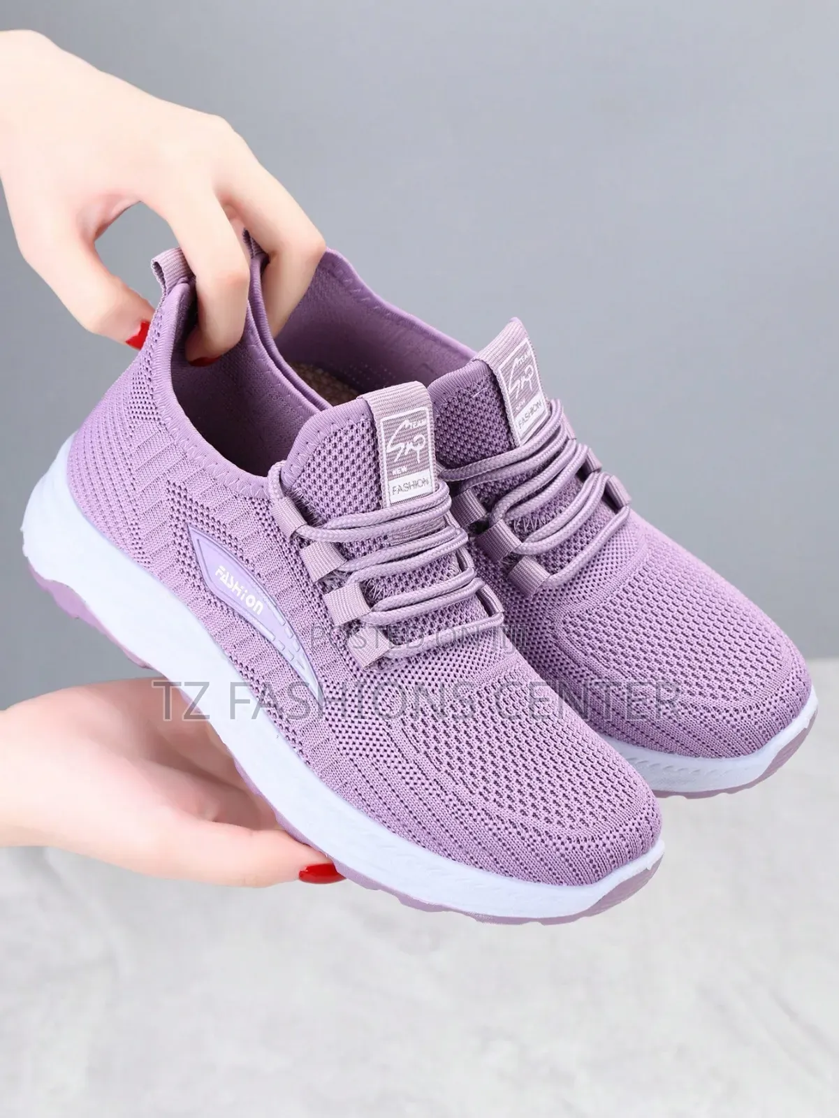 Sports Shoes