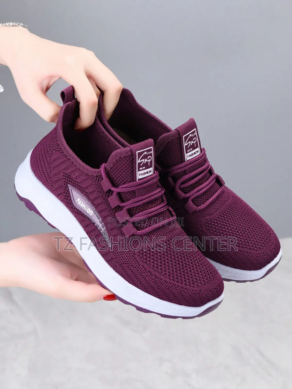Sports Shoes