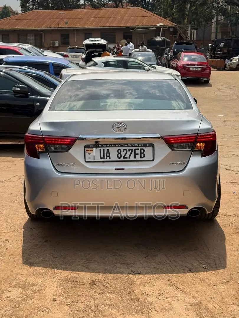 Toyota Mark X 2.5 RWD 2012 Silver