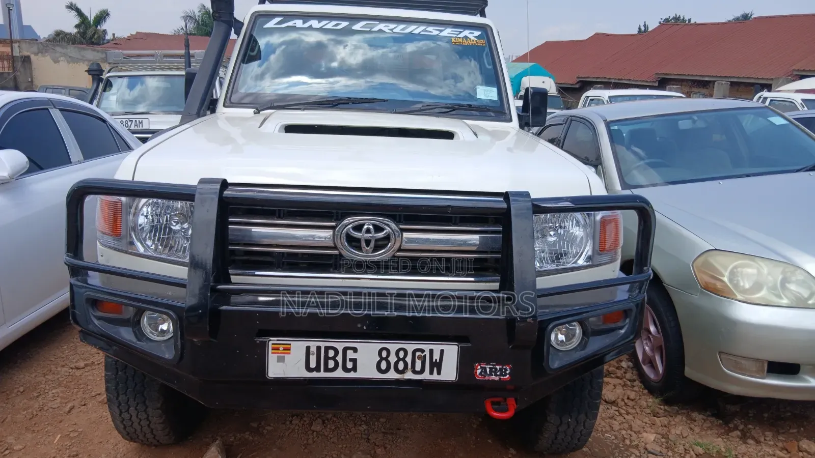 Toyota Land Cruiser 2015 White