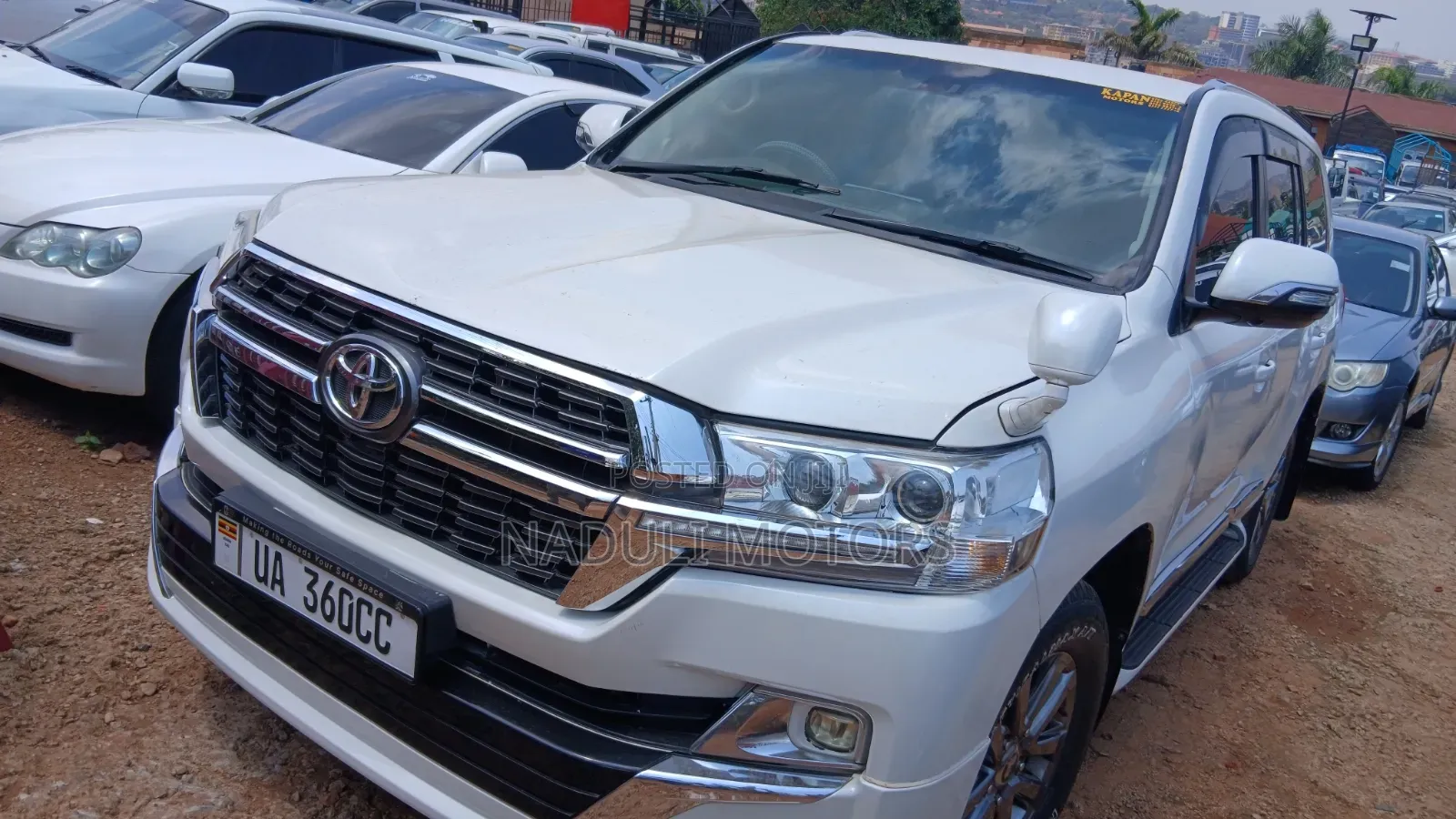 Toyota Land Cruiser Prado 2011 White