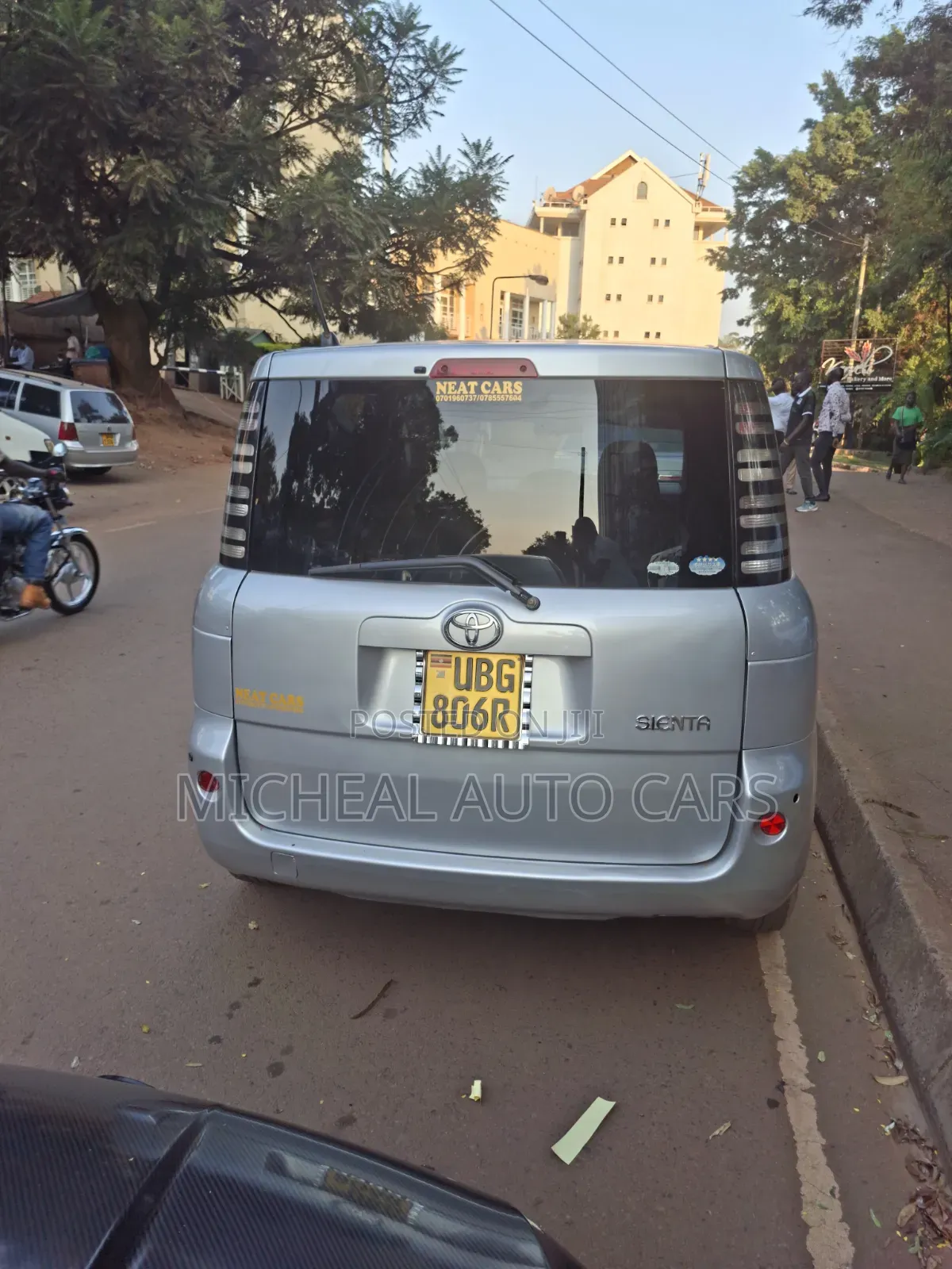 Toyota Sienta 2008 Gray