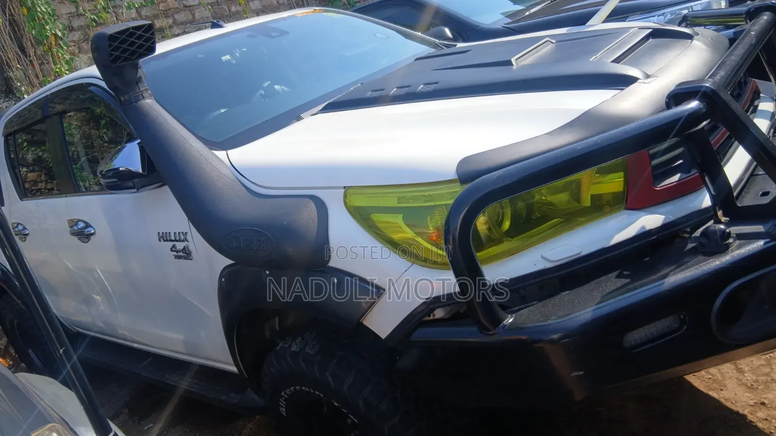 Toyota Hilux 2018 White