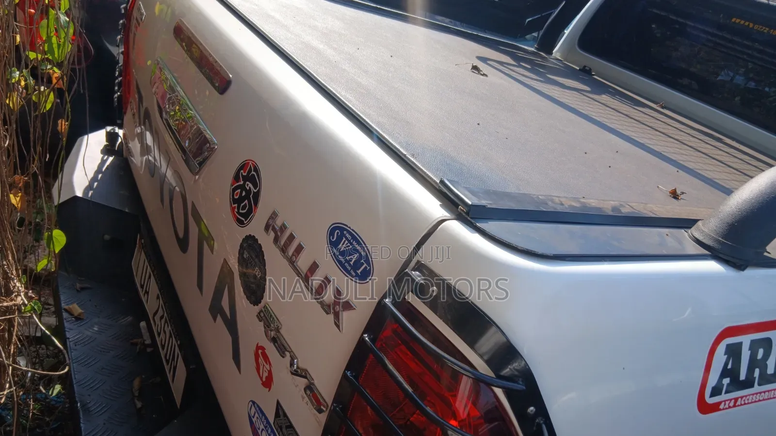 Toyota Hilux 2018 White