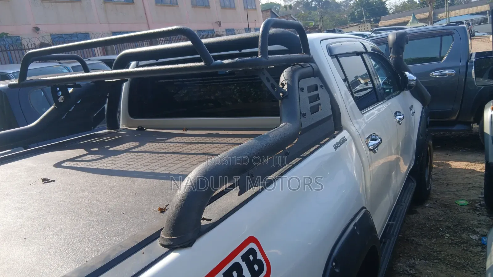 Toyota Hilux 2018 White