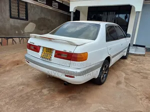Toyota Premio 2001 White