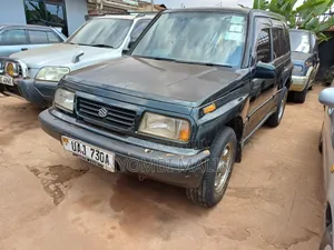 Suzuki Escudo 1995 Green