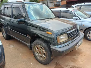 Suzuki Escudo 1995 Green