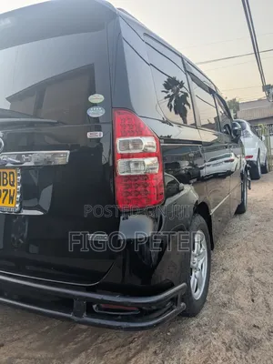 Toyota Noah 2012 Black