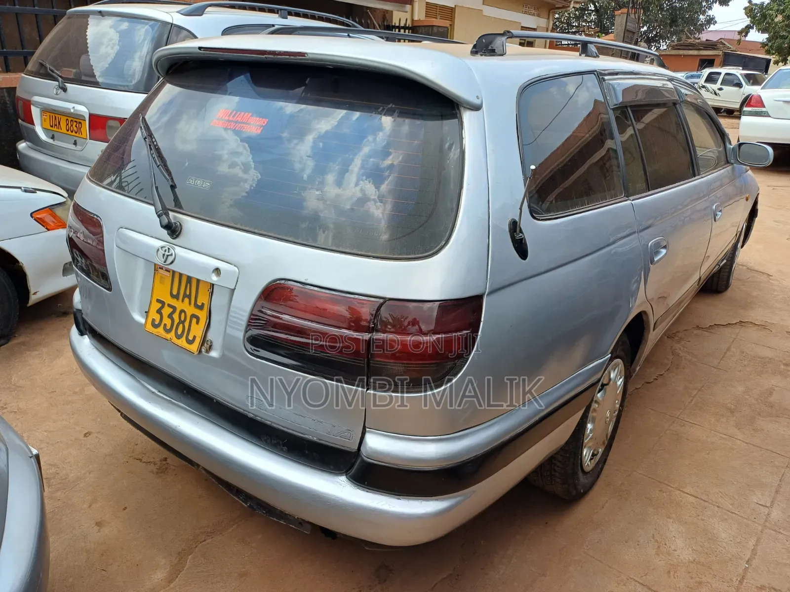 Toyota Caldina 1998 Silver