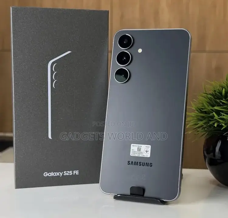 New Samsung Galaxy S25 FE 256 GB Black