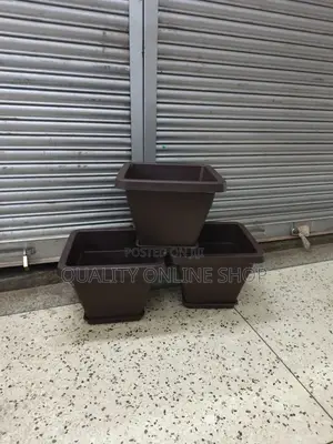 Coffee Brown Plastic Flower Pots Plastic Flower Pots