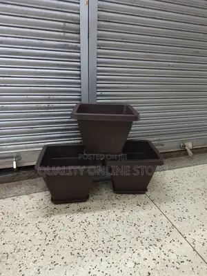 Coffee Brown Plastic Flower Pots Plastic Flower Pots
