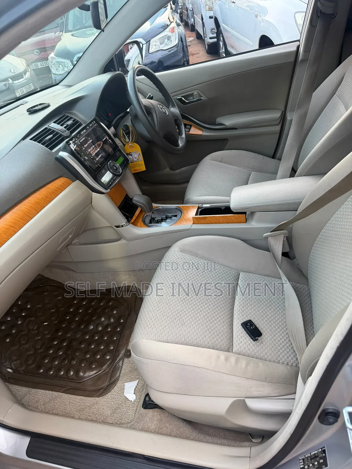 Toyota Premio 2009 Silver