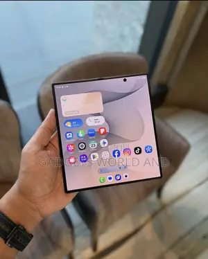 New Samsung Galaxy Z Fold8 Ultra 256 GB Graphite