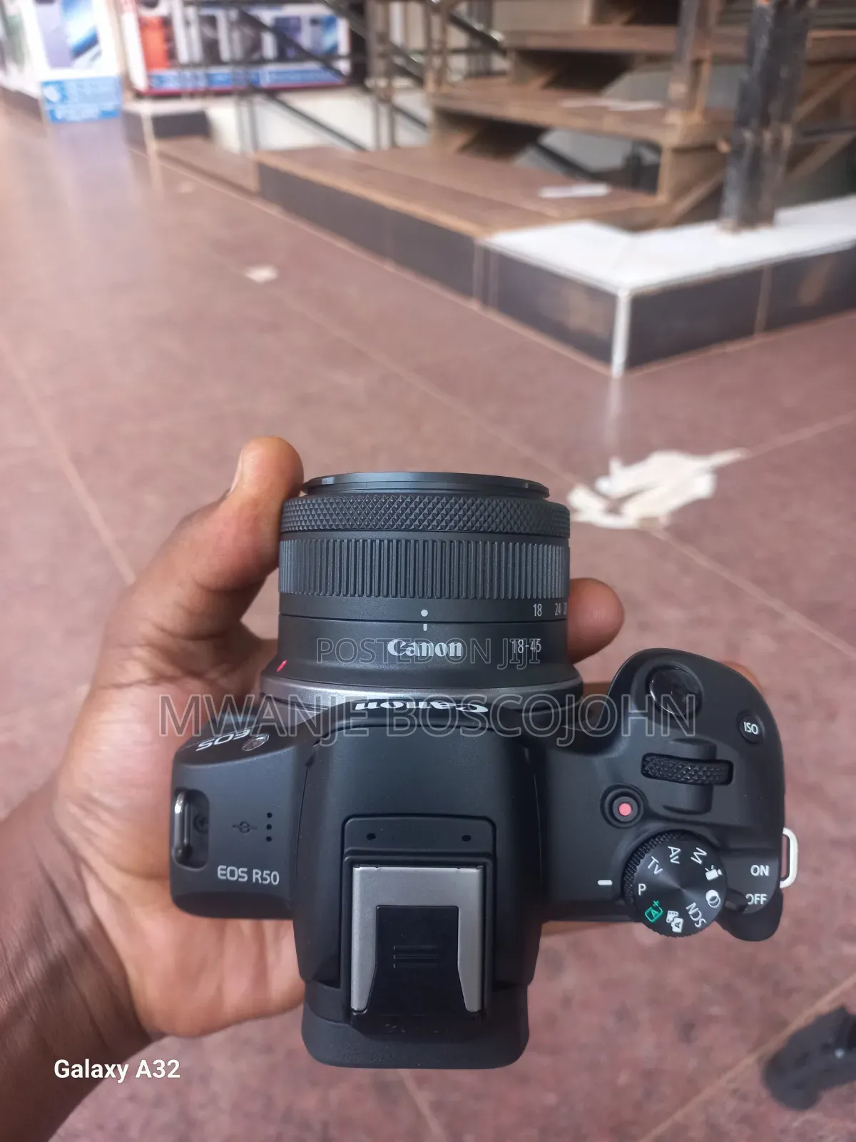 Canon EOS R50 With 18-55mm Lens