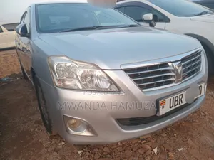 Toyota Premio 2012 Silver