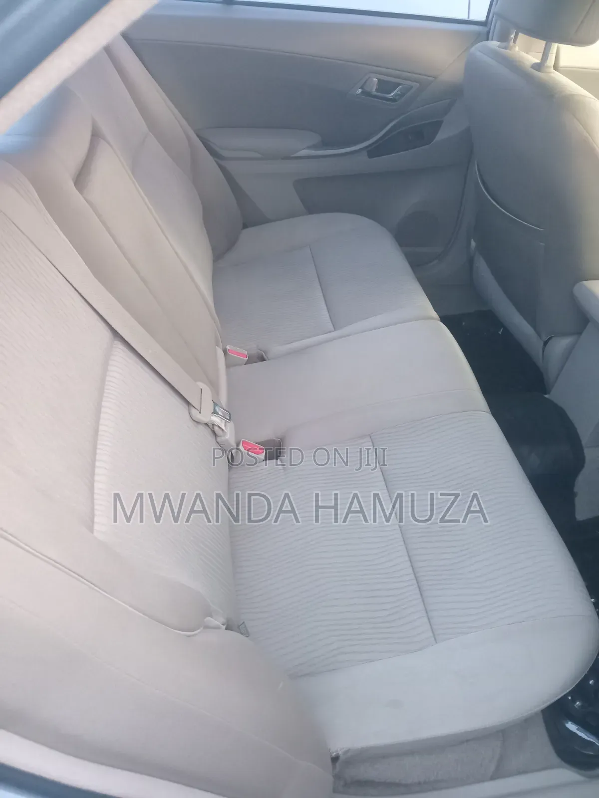 Toyota Premio 2012 Silver