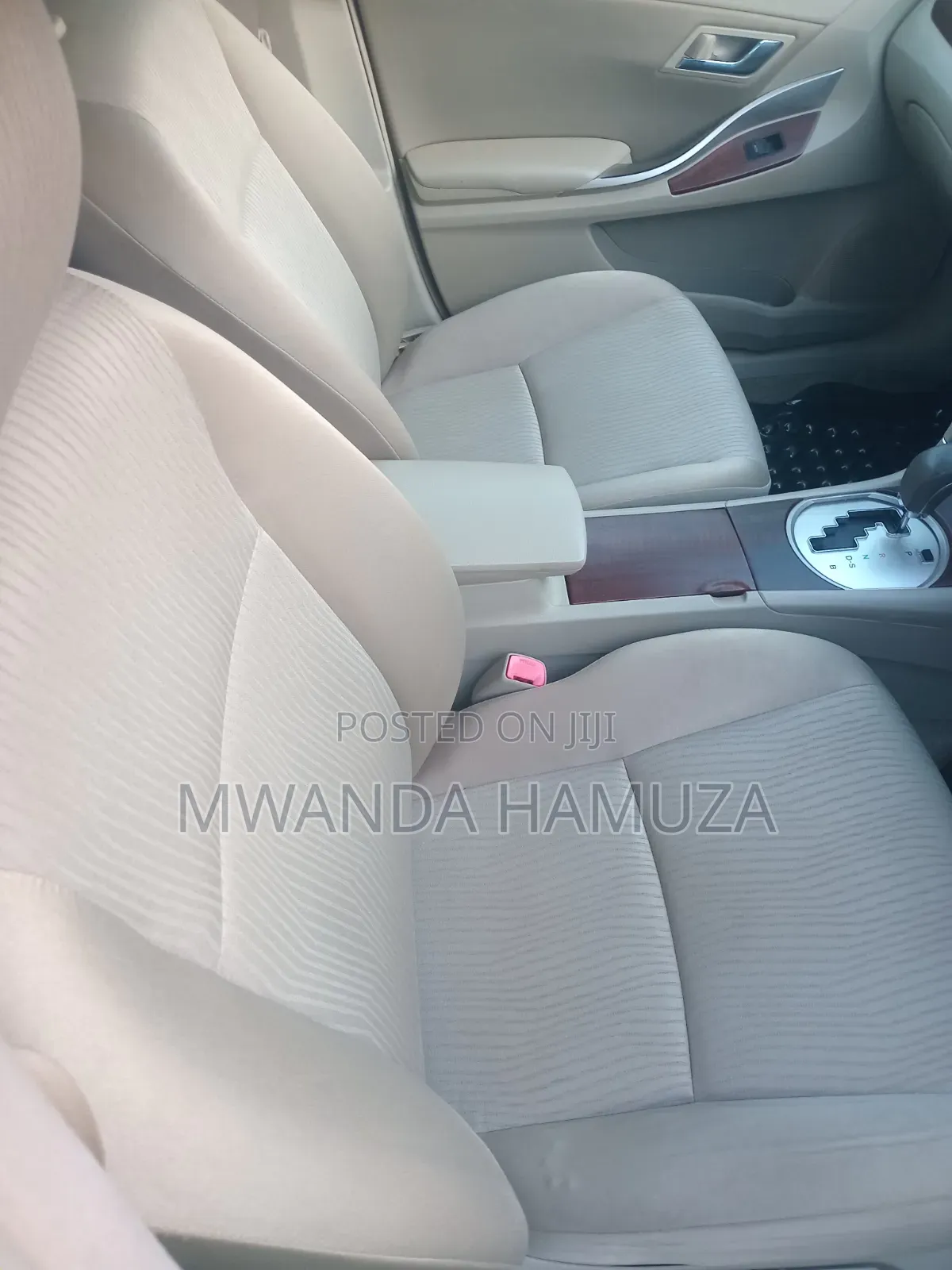 Toyota Premio 2012 Silver