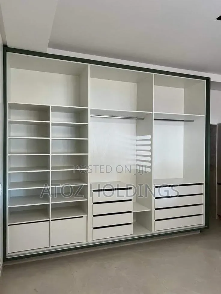 All Modern Walk-in Closets in Uganda Per Running Meter