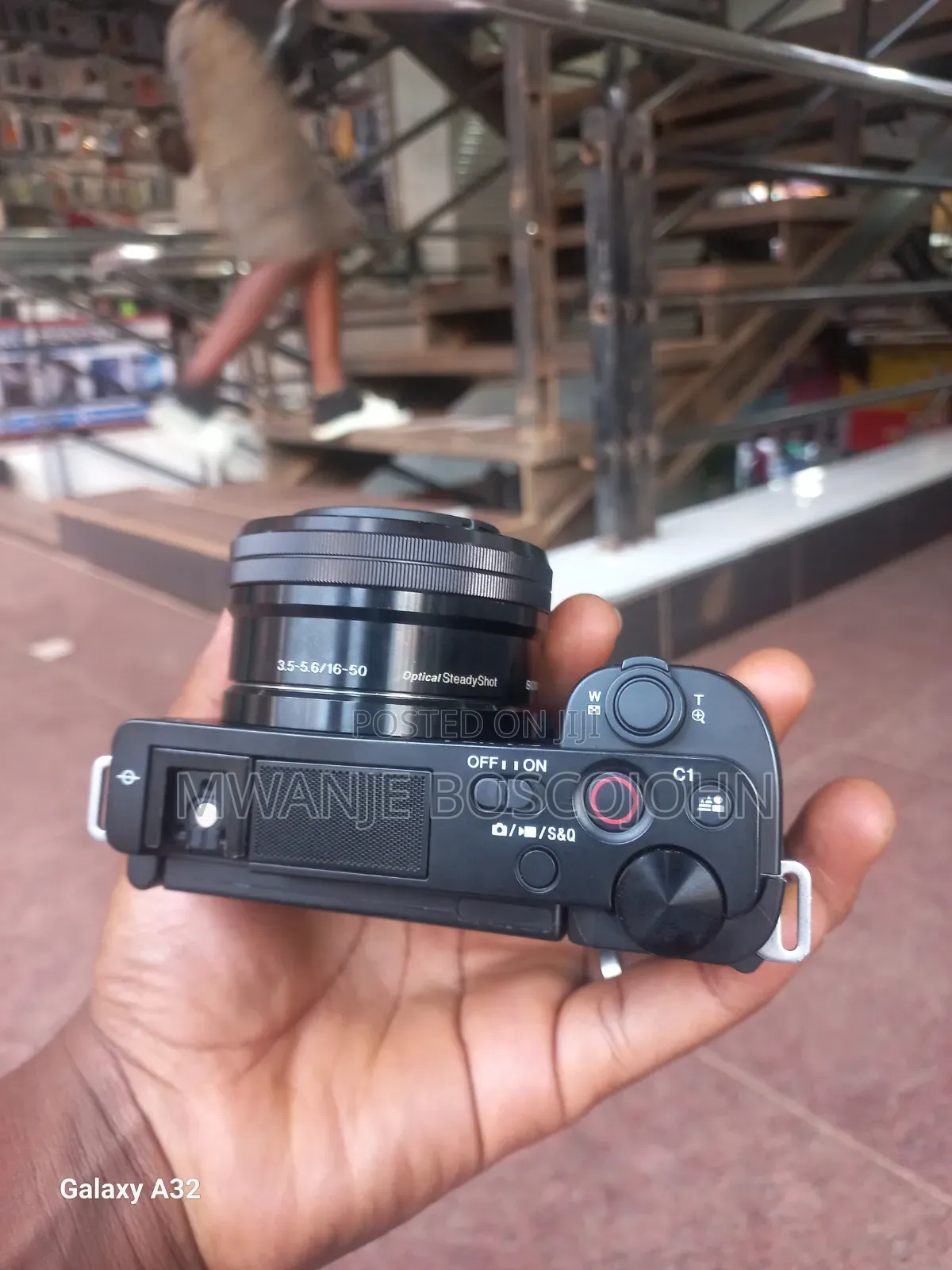 Sony Alpha ZV-E10