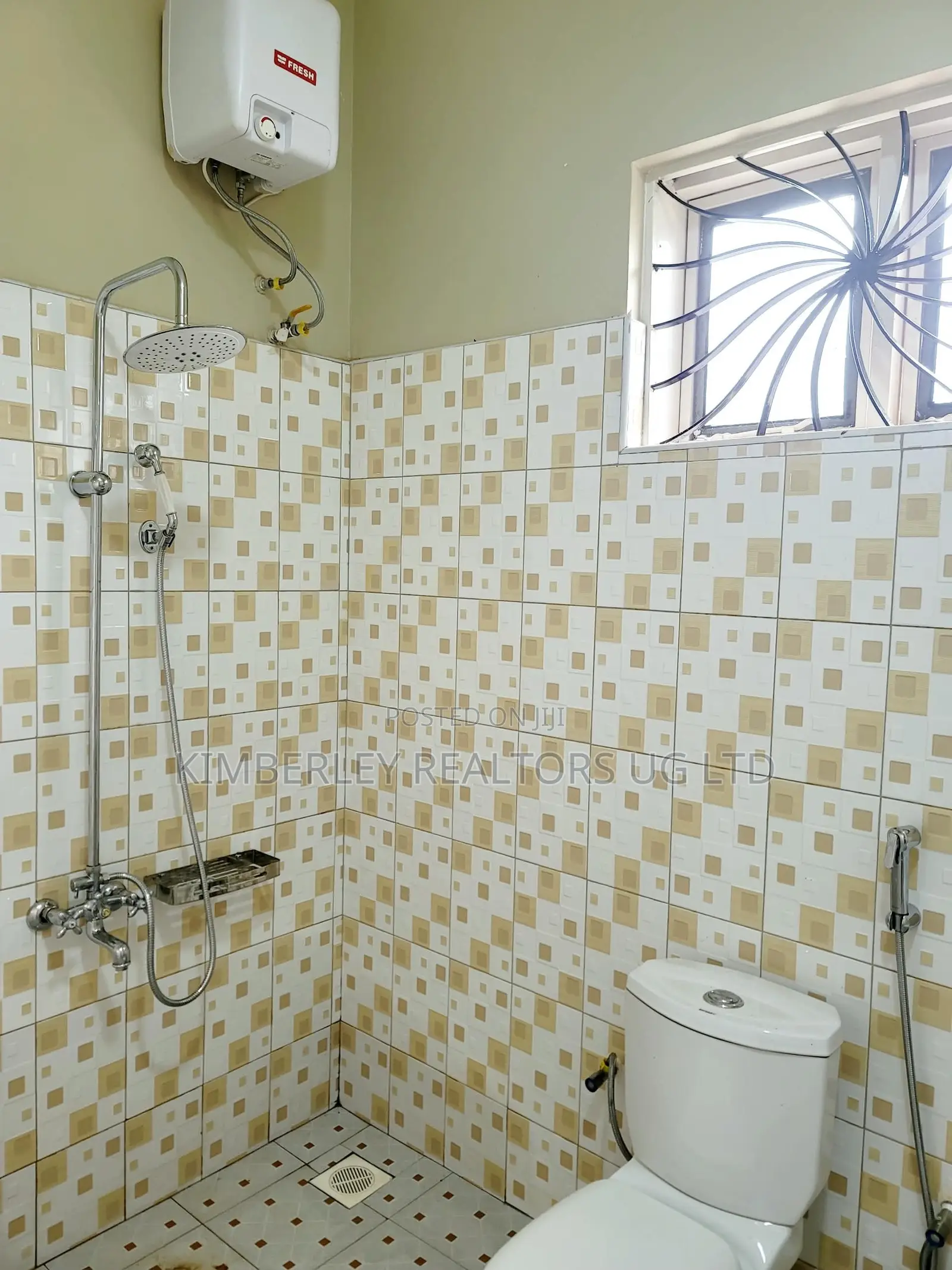 3bdrm House in Division A for sale