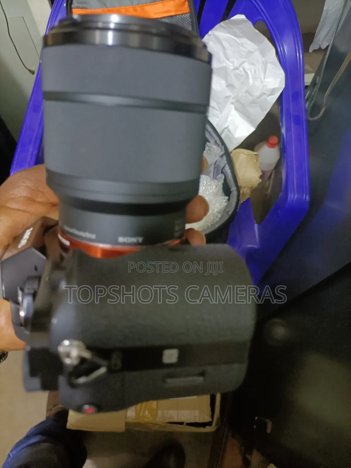 Sony Apha 7 + Sony FE 28-70mm Lens