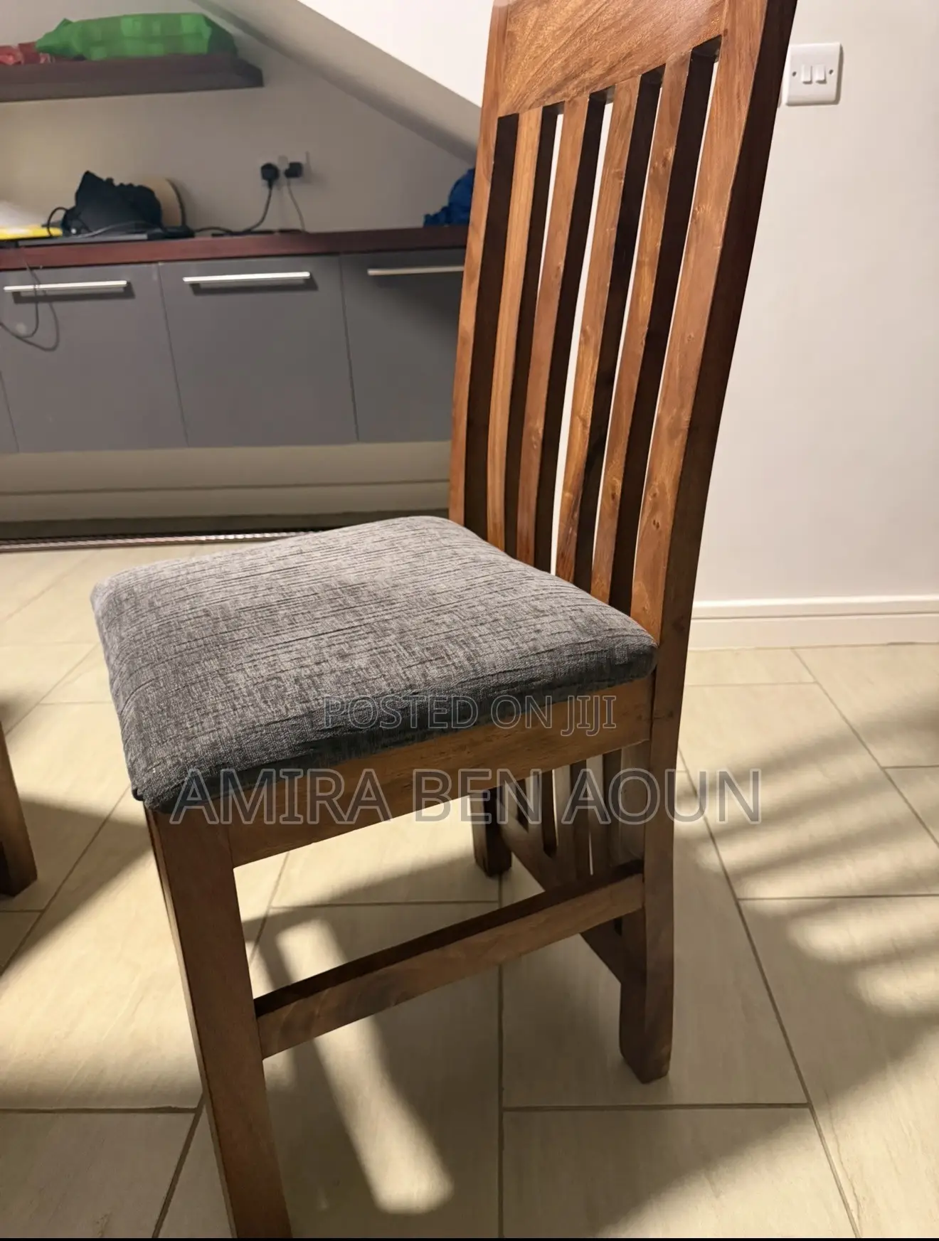 Mogavo Dining Table + 6 Chairs Excellent Quality