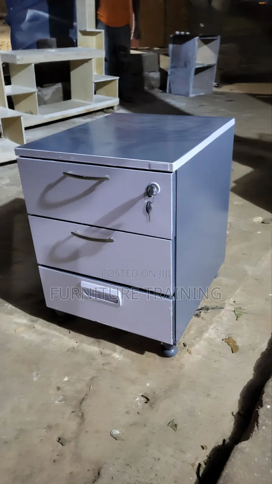 Side Drawers Triple