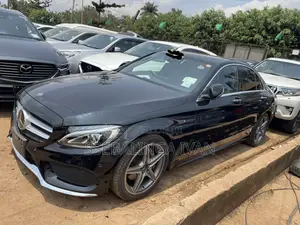 Mercedes-Benz C180 2017 Black
