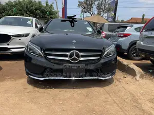 Mercedes-Benz C180 2017 Black