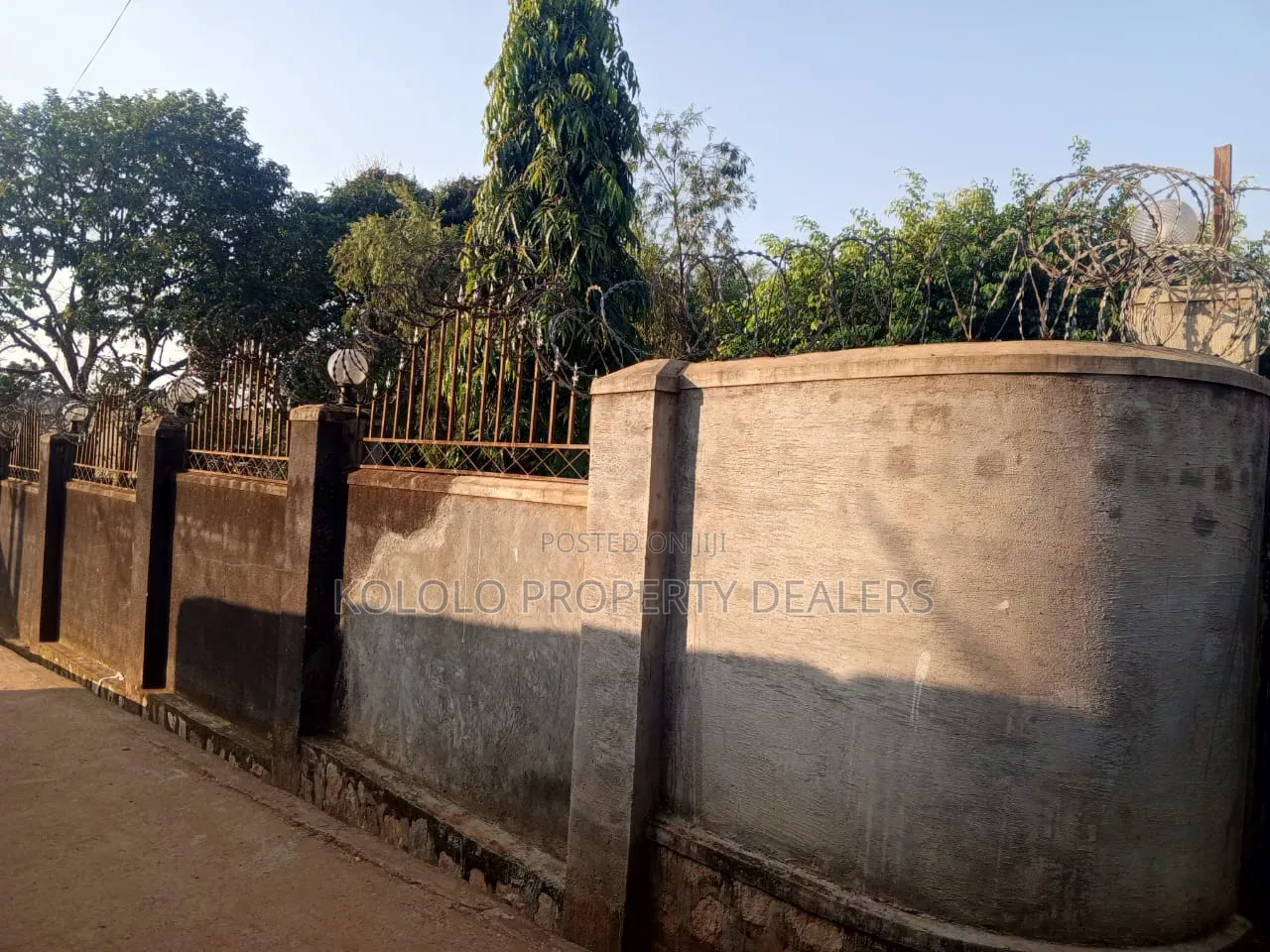 4bdrm Bungalow in Bweyogere, Central Division for rent