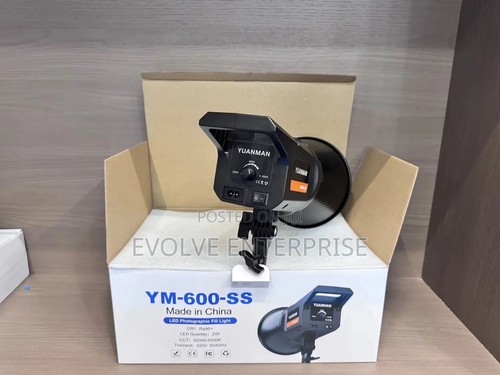 YM600SS Led - Selfie Portable Studio Bowens 100w